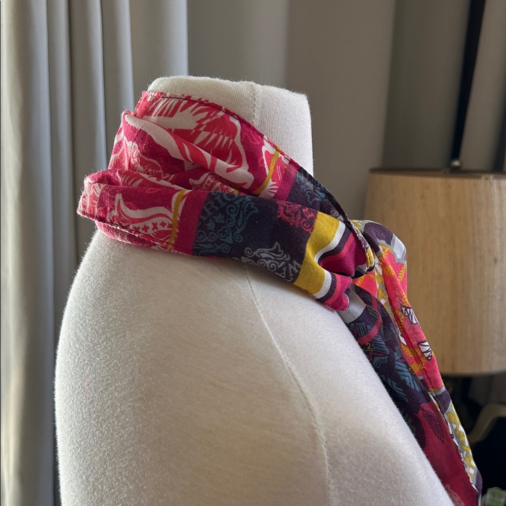 Colorful Patterned Scarf - Picture 4 of 6
